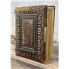 Image 2 : Antique CDV Photo Album