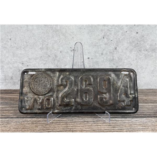 1915 Wyoming License Plate