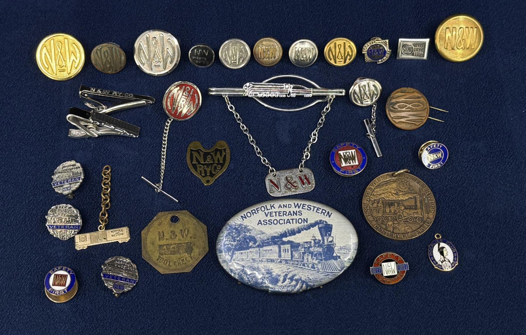 Kit Railroad Roster Collection Of Norfolk & Western Railway Items
