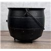 Image 4 : Three Legged Cast Iron Kettle Pot Cauldron