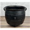 Image 7 : Three Legged Cast Iron Kettle Pot Cauldron