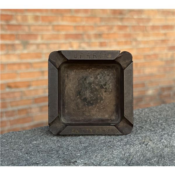 Union Pacific Railroad UPRR Bakelite Ashtray