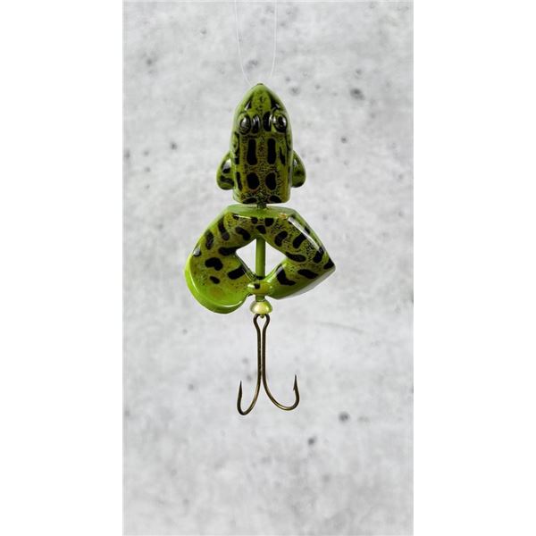 Rebel Buzz'n Frog Fishing Lure