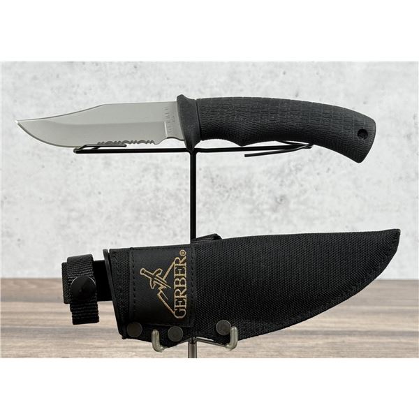 Gerber Gator Hunting Knife