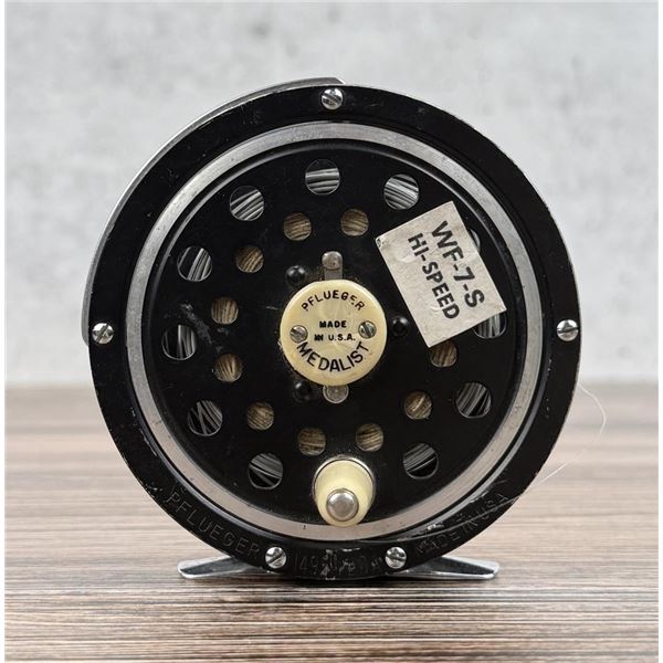 Pflueger Medalist 1495 1/2 DA Fly Fishing Reel