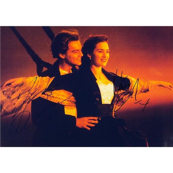 Titanic Leonardo DiCaprio and Kate Winslet facsimile signed movie photo