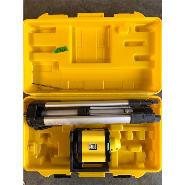 Laser level with tripod and carrying case