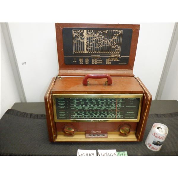 Dynamic tuner radio, vintage in working condition