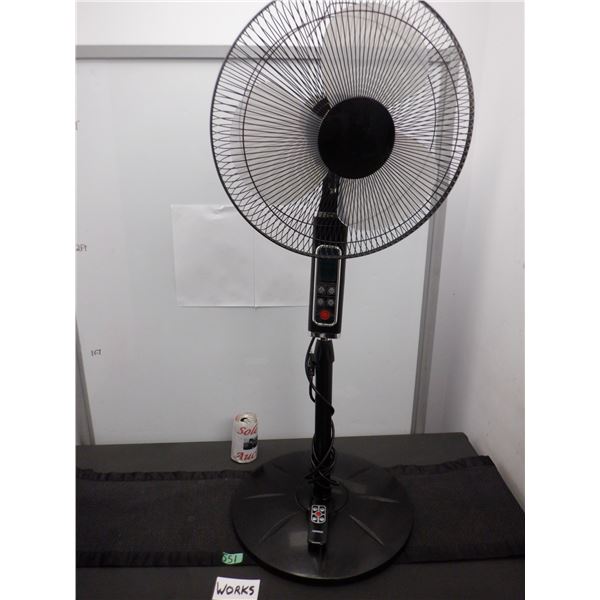 Oscillating floor fan