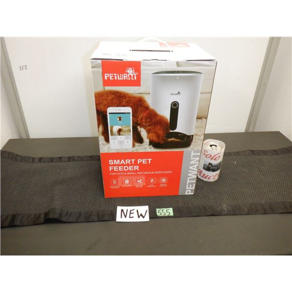 Petwant brand automatic smart pet feeder for cats and medium sized dogs