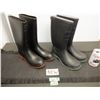 Image 1 : 2 Pairs of men's rubber boots size 9