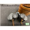 Image 2 : Binoculars with carrying case