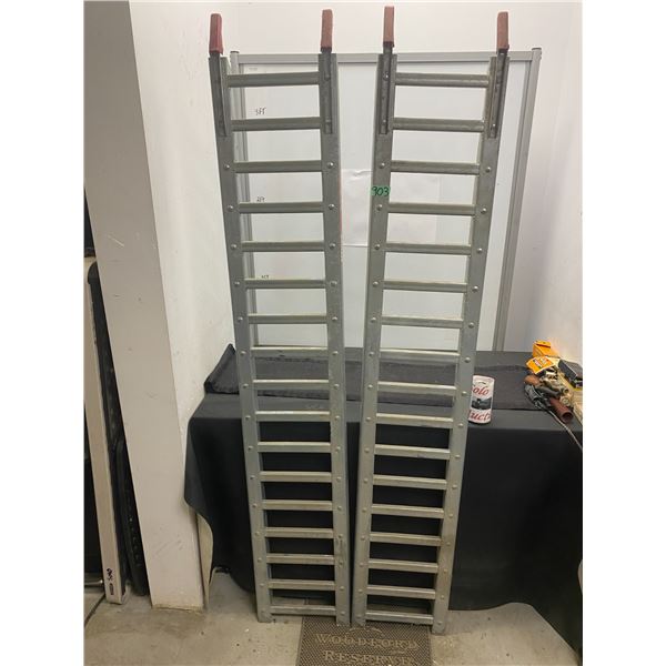 Aluminium loading ramps for motorcycles, ATVs or lawnmowers