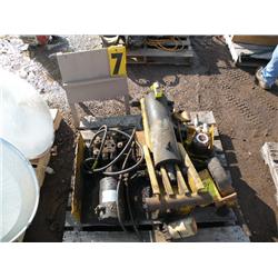 pallet of pumps & ram