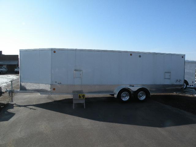 2007 R & R enclosed trailer