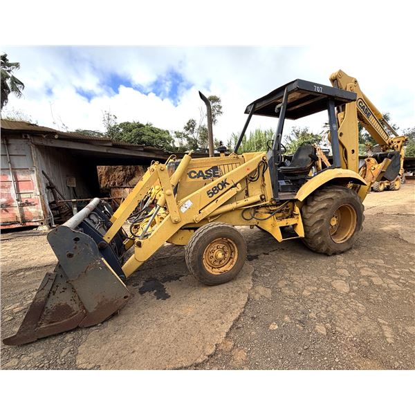 Case 580SK Backhoe (Starts & Runs – See Video)