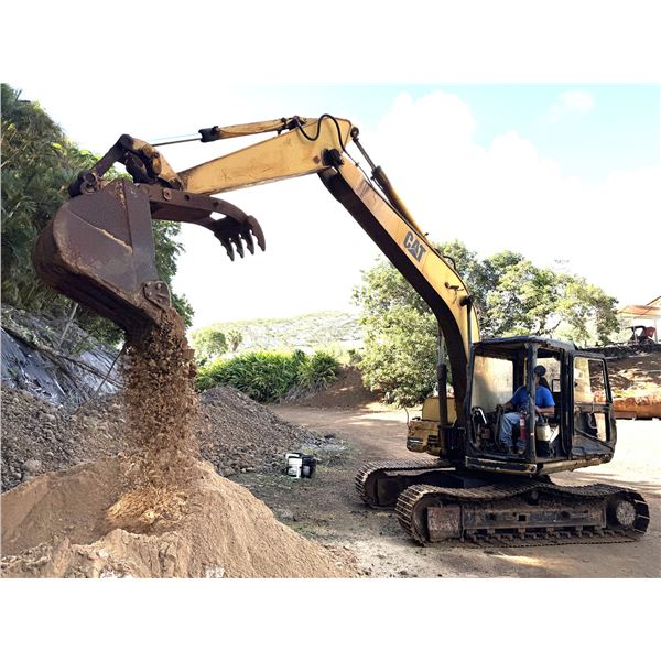 CAT 312 Excavator (Starts & Runs – See Video)