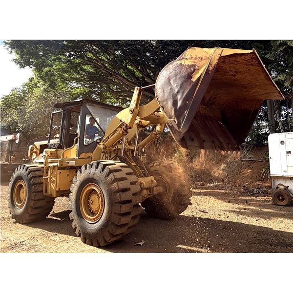 CAT 966C Loader (Starts & Runs – See Video)