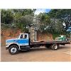 Image 2 : 1998 IH 20-Ft. Flatbed Truck (Starts & Runs, Needs Repair)
