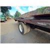 Image 31 : 1998 IH 20-Ft. Flatbed Truck (Starts & Runs, Needs Repair)