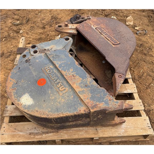 Qty 2 Komatsu Machine Bucket Attachments w/ Teeth 11"W