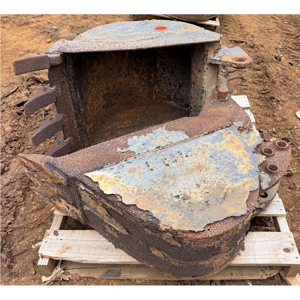 Qty 2 Machine Bucket Attachments w/ Teeth  23"W & 13"W