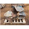 Image 3 : Qty 2 Machine Bucket Attachments w/ Teeth  23"W & 13"W