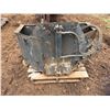 Image 5 : Bobcat Dump Bucket Attachment 48"W