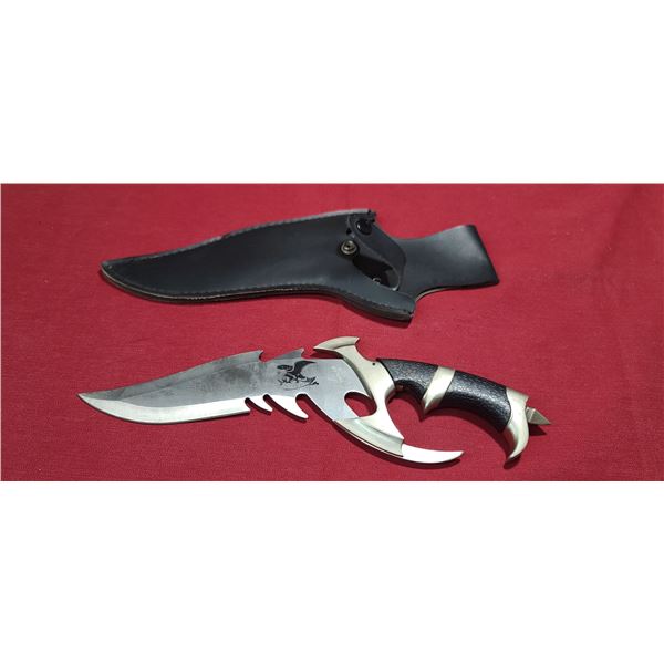 DECORATIVE KNIFE - HANDLE HAS BEEN GLUED TOGETHER AND IS LOSE