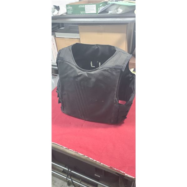 KEVLAR VEST - MARKED L4 - NO OTHER INFO - RATING AND AGE UNKNOWN - MATERIAL HAS CUT IN FRONT