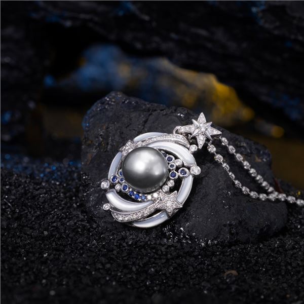 18K Gold Black Pearl Starry Pendant