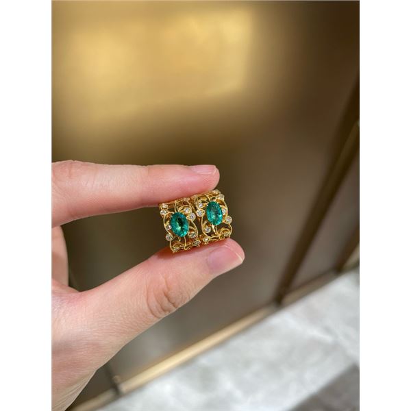 18K Gold Emerald Earrings