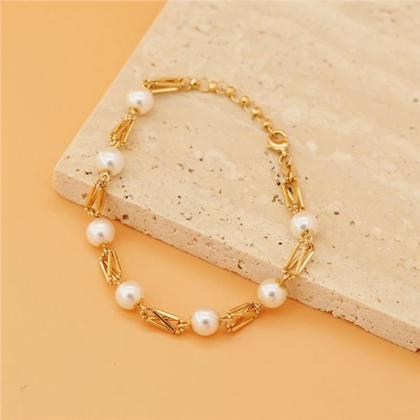 18K Gold Pearl Bracelet