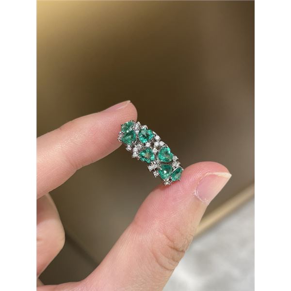 18K Gold Emerald Ring