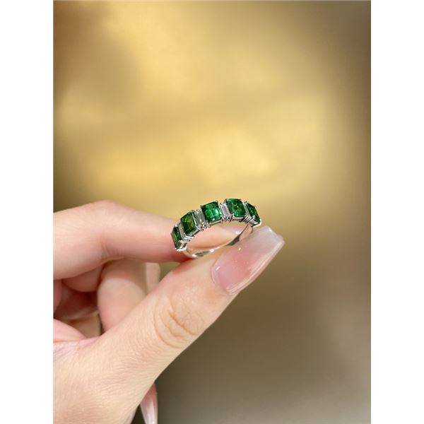 18K Gold Sandstone Green Gemstone Band Ring