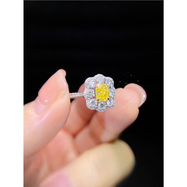 Eight-Prong Floral Straight Band Ring