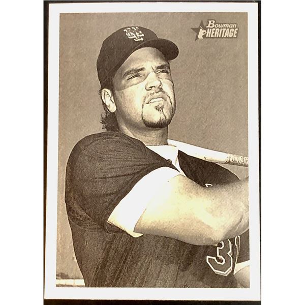 2001 TOPPS HERITAGE MIKE PIAZZA (HOF)