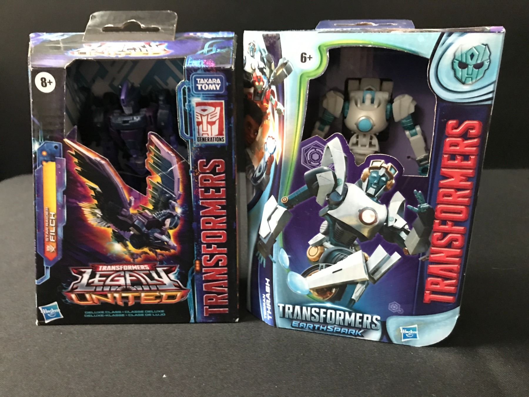 LOT OF 2 TRANSFORMERS FIGURESS IN ORIGINAL BOXES