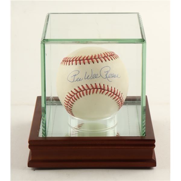 PEE WEE REESE SIGNED BASEBALL IN PRESENTATION CASE - PSA COA
