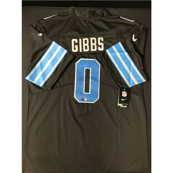 JAYMYR GIBBS SIGNED DETROIT LIONS JERSEY - ACE COA