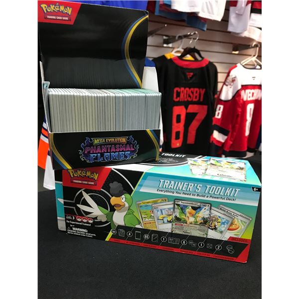 LOT OF LOOSE POKEMON TCG AND 1 POKEMON TCG TRAINER'S TOOLKIT BOX