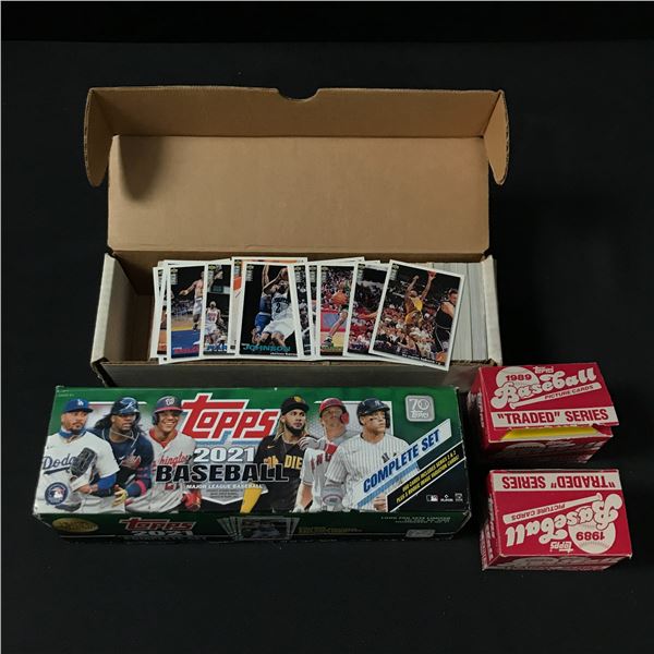 LOT OF VINTAGE TRADING CARDS