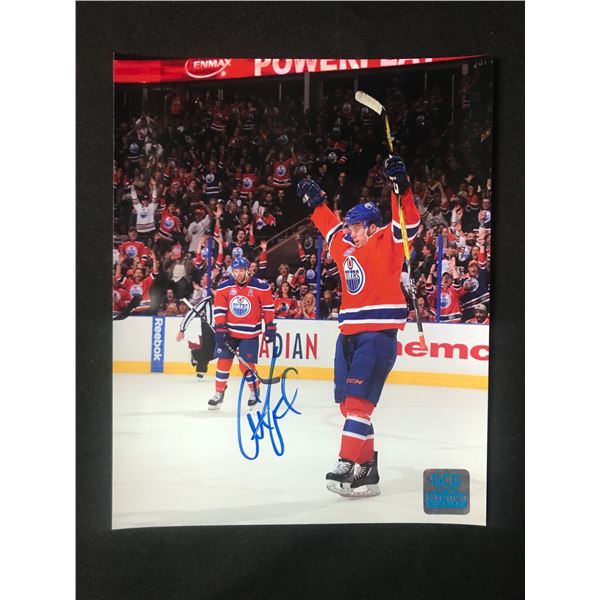 CONNOR MCDAVID SIGNED 8X10 - GCG COA