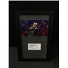 Image 1 : KEVIN HART SIGNED AND FRAMED 8X10 - JSA COA