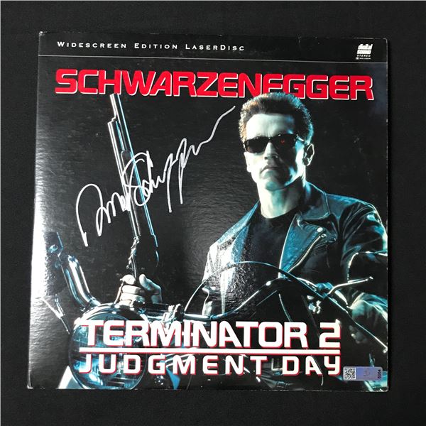 ARNOLD SCHWARZENEGGER SIGNED TERMINTATOR 2 LASER DISC COVER - CELEBRITY AUTHENTICS COA