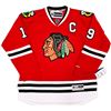 Image 3 : JONATHAN TOEWS SIGNED CHICAGO BLACKHAWKS JERSEY - BECKETT COA
