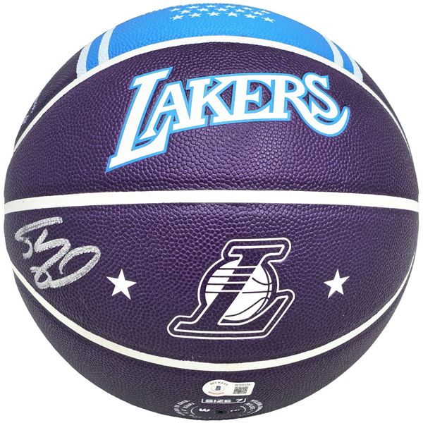 SHAQUILLE ONEAL SIGNED LAKERS BASKETBALL (BECKETT COA)