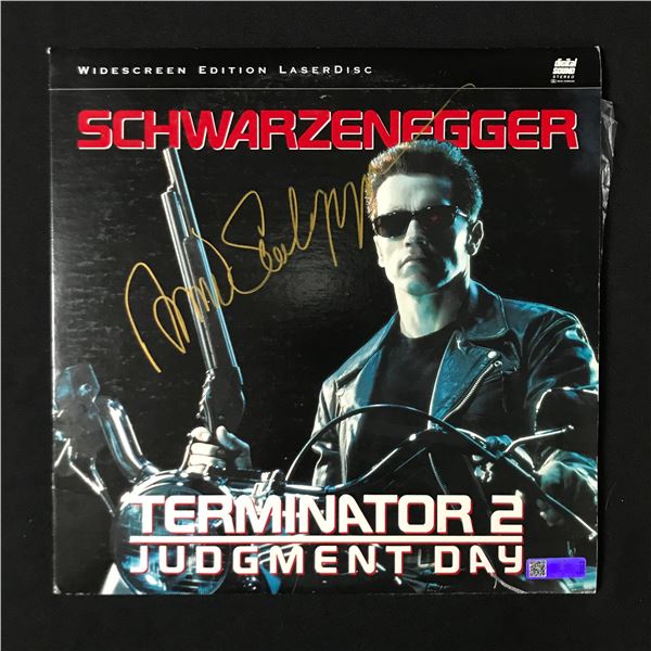 ARNOLD SCHWARZENEGGER SIGNED TERMINTATOR 2 LASER DISC COVER - CELEBRITY AUTHENTICS COA