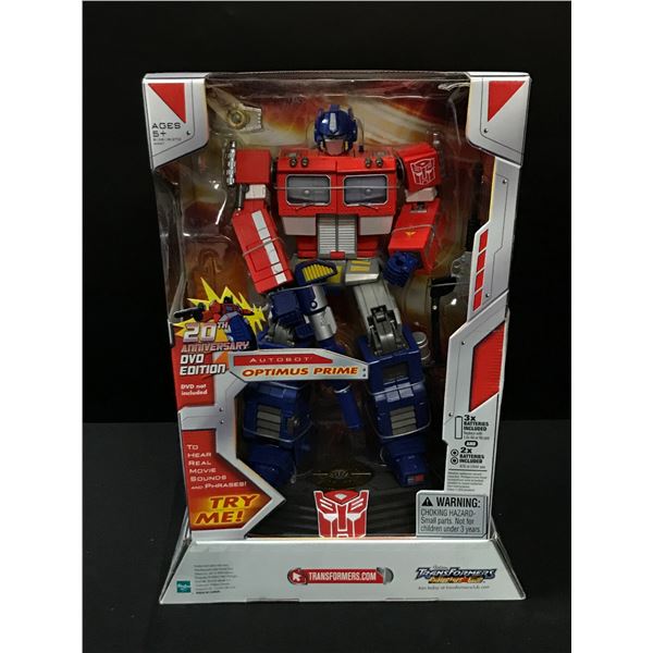 TRANSFORMERS OPTIMUS PRIME - NEW IN BOX