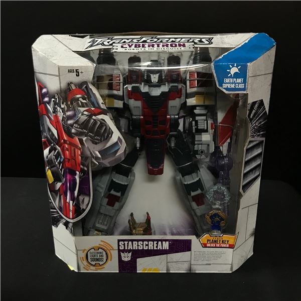 TRANSORMERS CYBERTRON STARSCREAM - NEW IN BOX